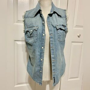 Lucky Brand Vintage Denim Jean Vest Jacket Pearl Snaps Western Cowgirl Biker M